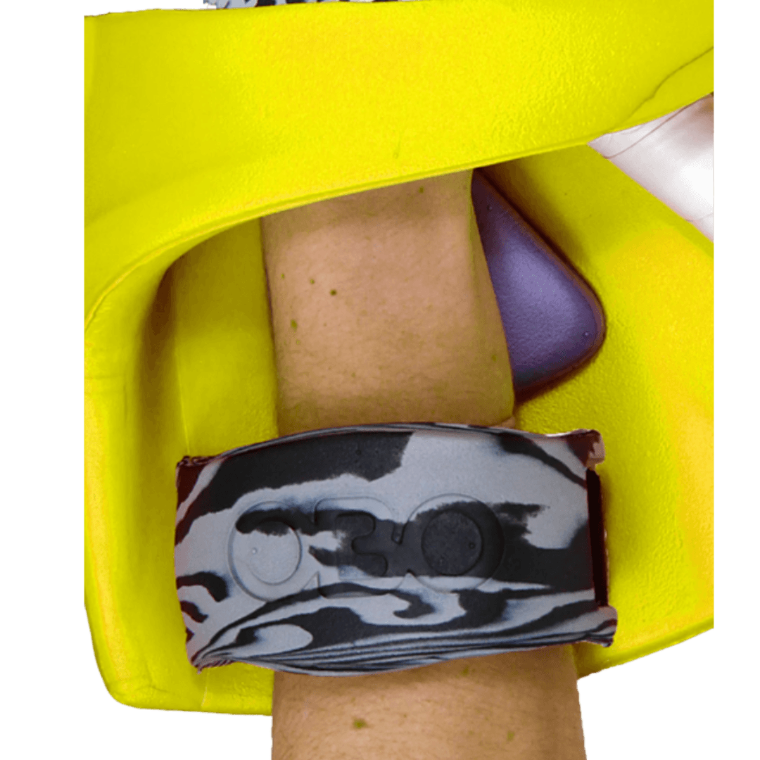 OBO | OBO ROBO PLUS Hand Protector Right Yellow | ROBO PLUS Hand Protector Right Yellow - Yellow / Medium | Total Hockey