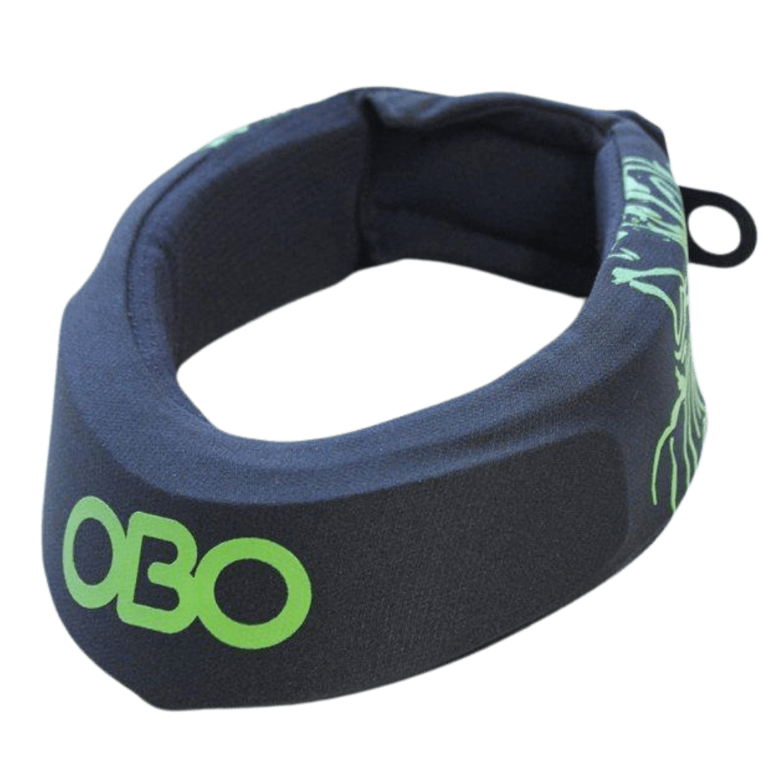 OBO | OBO ROBO Throat Guard | ROBO Throat Guard - Black/Green / One Size | Total Hockey